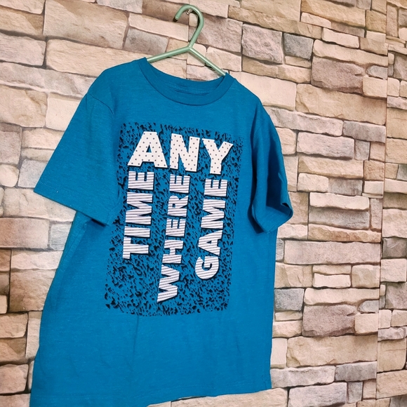 7 T shirts for boys size medium in excellent like new condition. - Picture 9 of 13